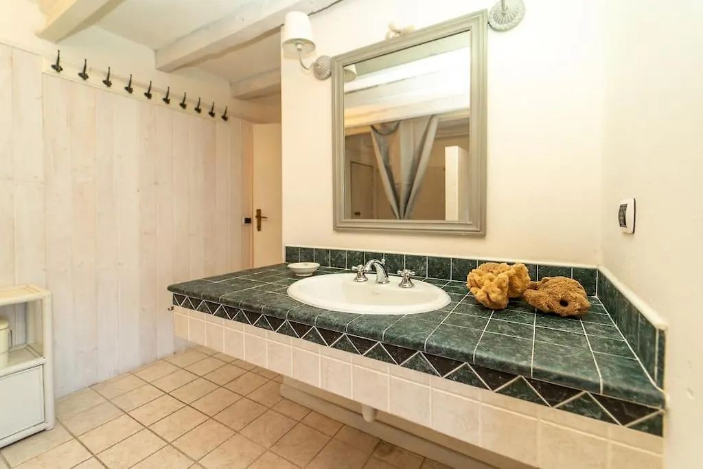 Storica Villa Sul Lago Di Como Con Darsena Privata Argegno