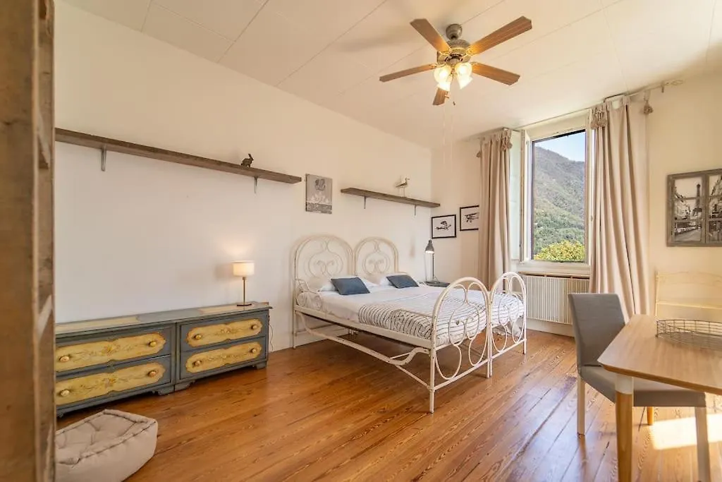 Apartment Storica Villa Sul Lago Di Como Con Darsena Privata Argegno