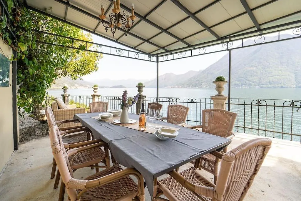 Storica Villa Sul Lago Di Como Con Darsena Privata 阿尔杰尼奥