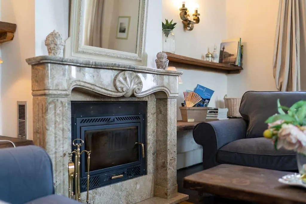 דירה ארגגנו Storica Villa Sul Lago Di Como Con Darsena Privata